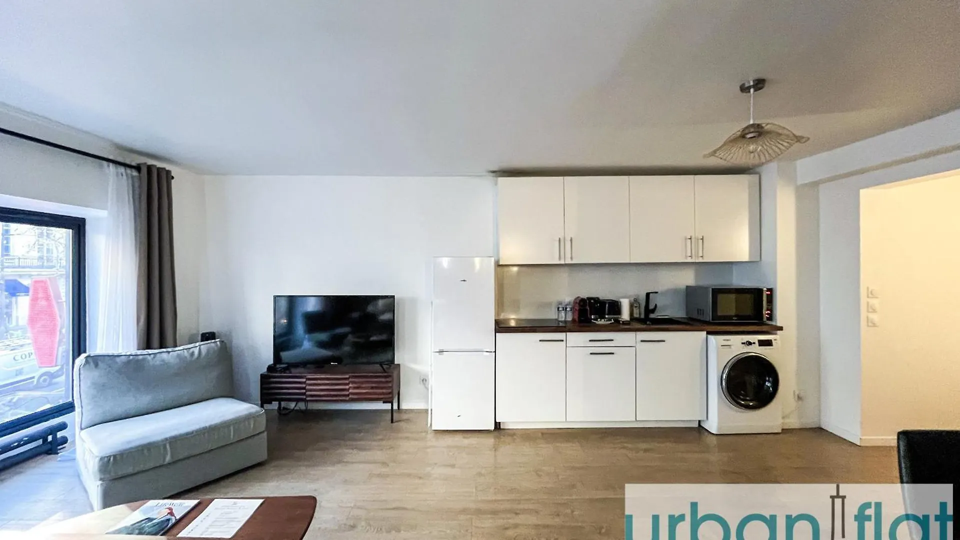 Apartment Urban Flat 194 - Spacious 3 Bedroom Montmartre Paris France